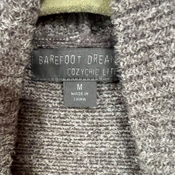 Barefoot Dreams cardigan. EUC - Picture 3 of 5